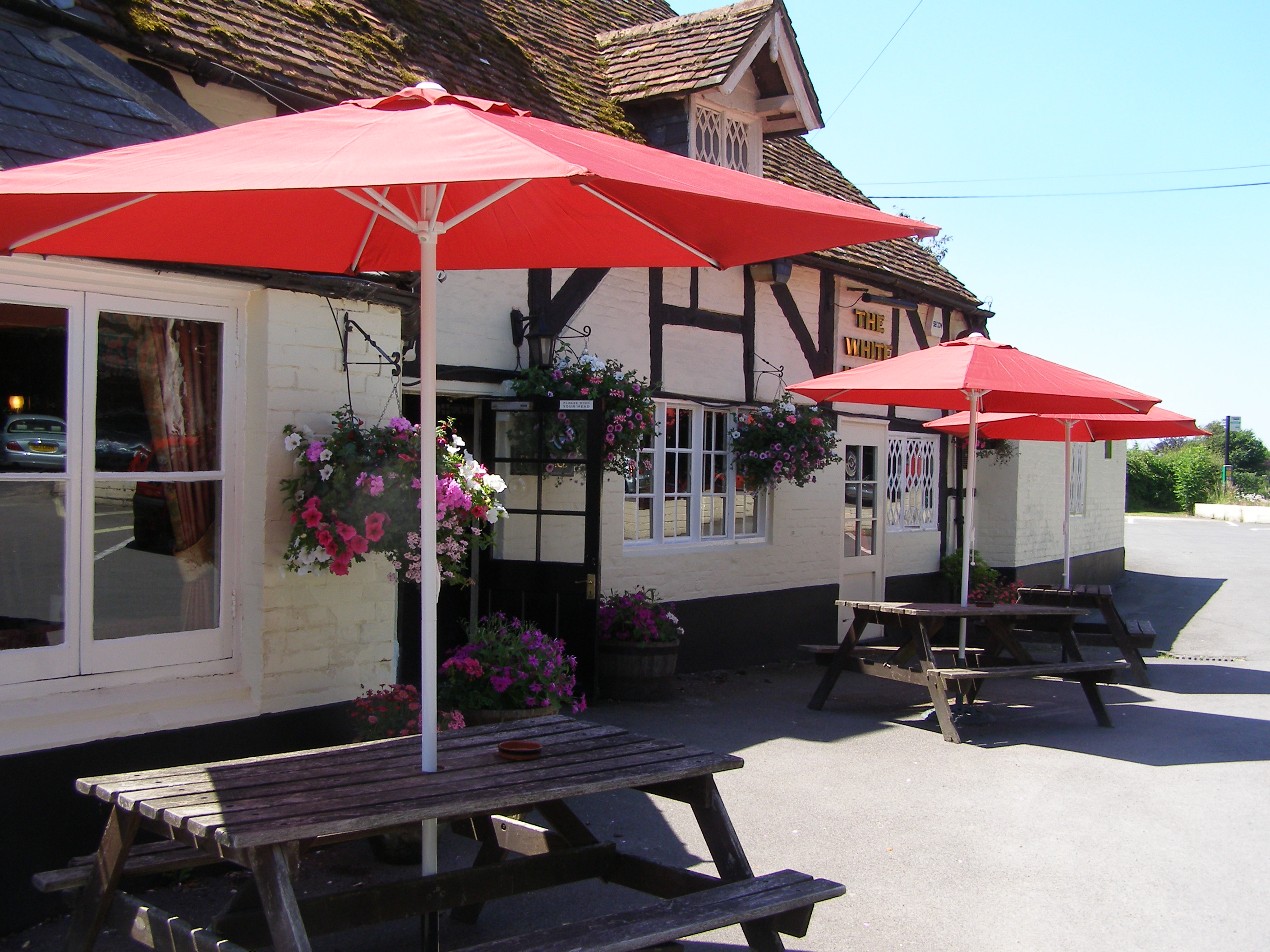 Gallery The White Horse at Ampfield